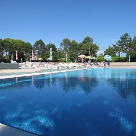 Comfy Flat For Pool's Lovers - Beahost *
